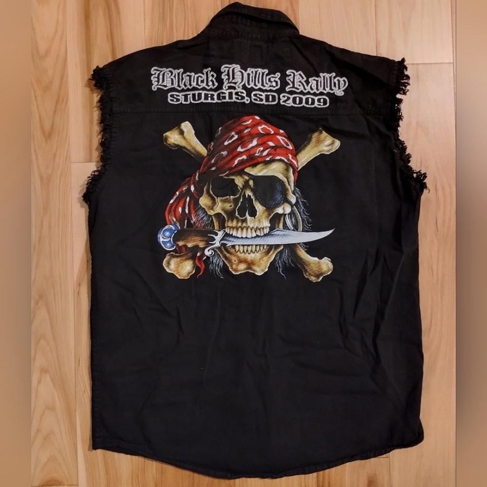 2009 Sturgis Black Hills sleeveless black denim vest w/back graphic